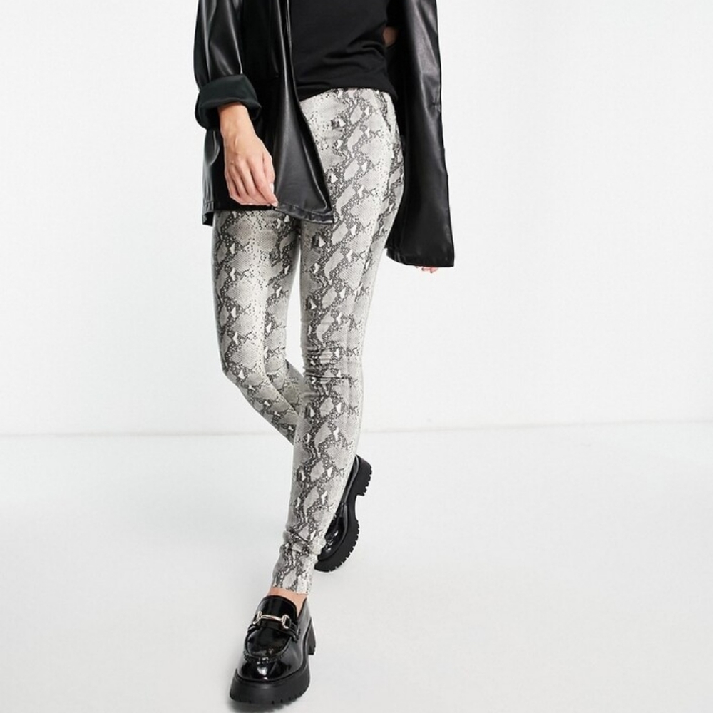 Metallic Snakeskin Leggings